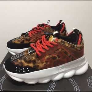 Versace chain reaction